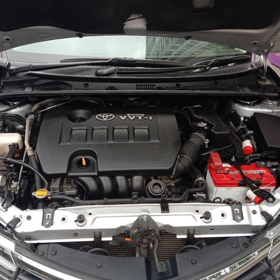 Toyota Corolla Altis 1.8 J 2015