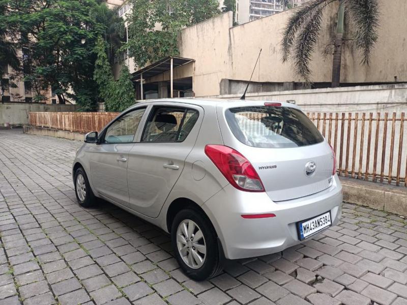 Hyundai i20 SPORTZ 1.2 BS IV 2013