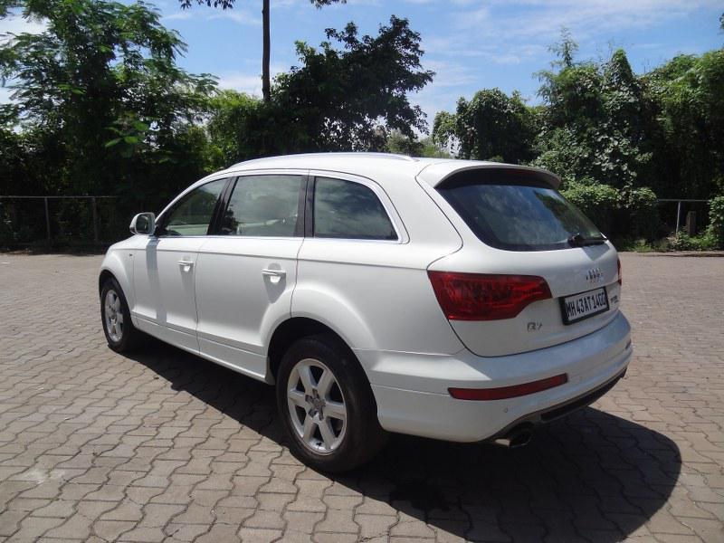 Audi Q7 35 TDI Premium Plus With Sunroof 2015