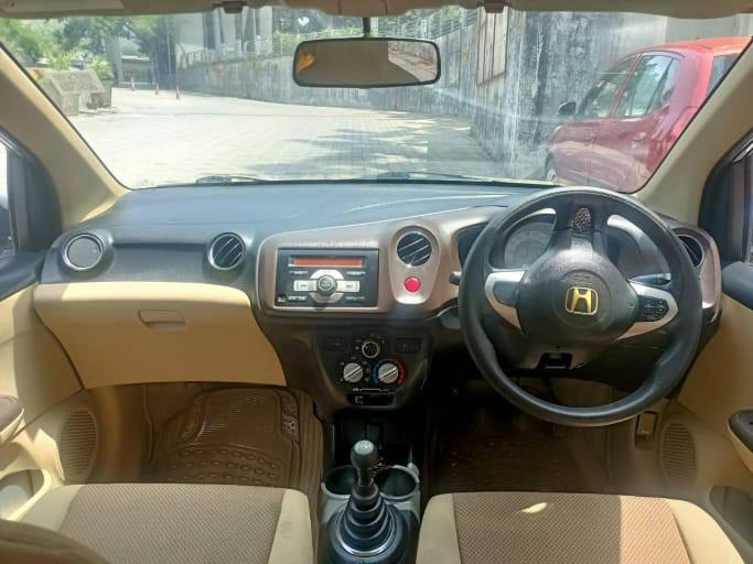 Honda Brio V MT 2012