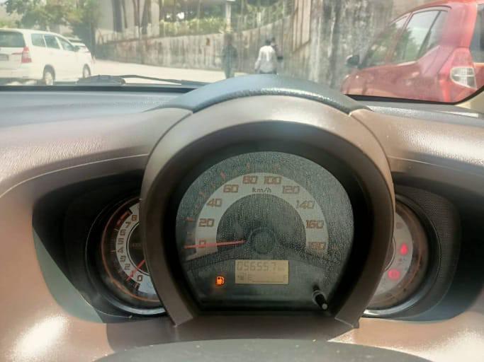 Honda Brio V MT 2012