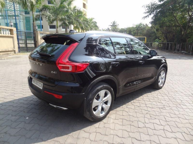Volvo XC40 D4 Momentum 2019