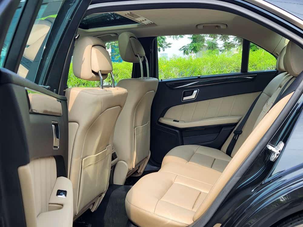 Mercedes-Benz E-Class E 200 CGI BLUE EFFICIENCY 2013