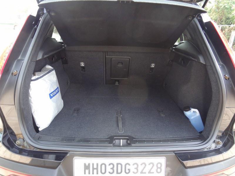 Volvo XC40 D4 Momentum 2019