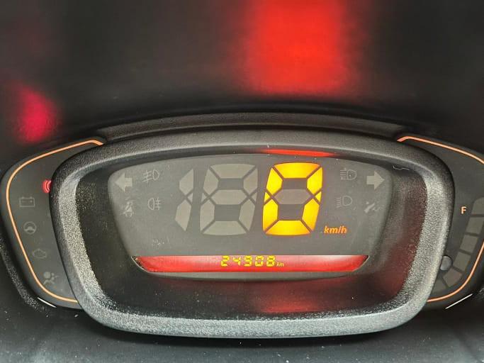 Renault KWID 1.0 RXT 2016