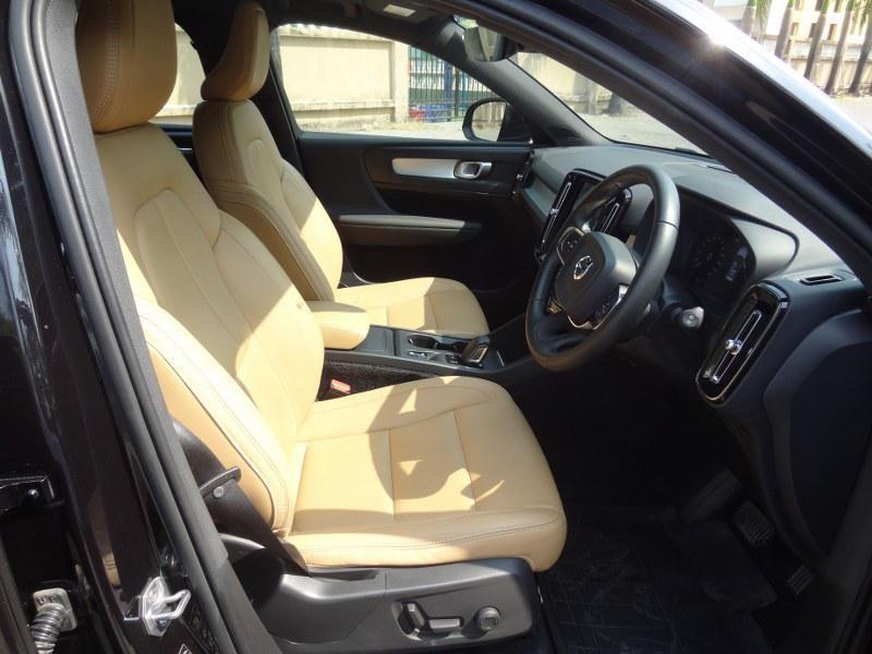 Volvo XC40 D4 Momentum 2019