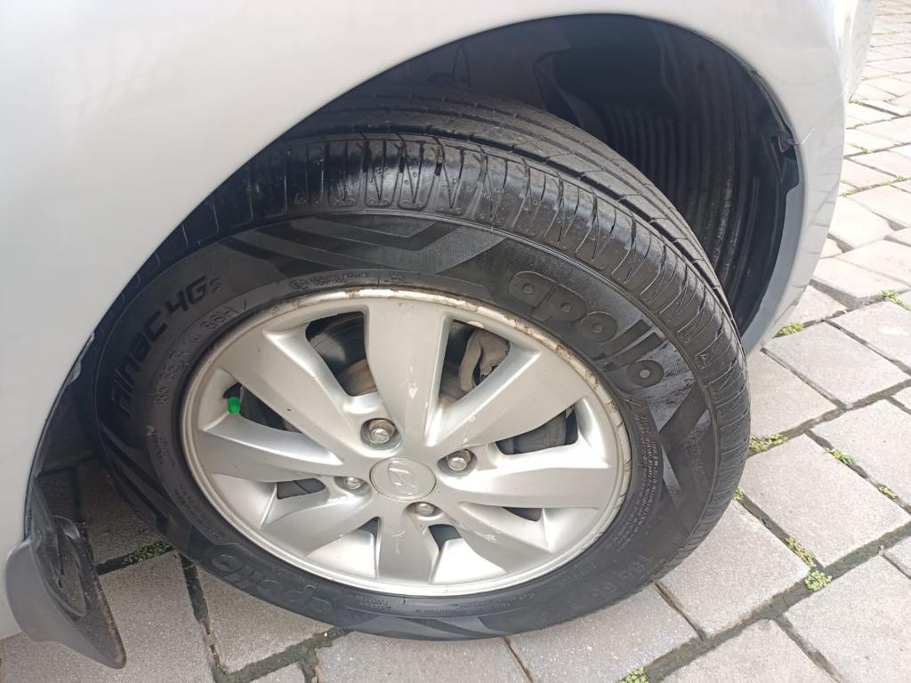 Hyundai i20 SPORTZ 1.2 BS IV 2013