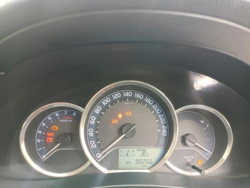 Toyota Corolla Altis 1.8 J 2015