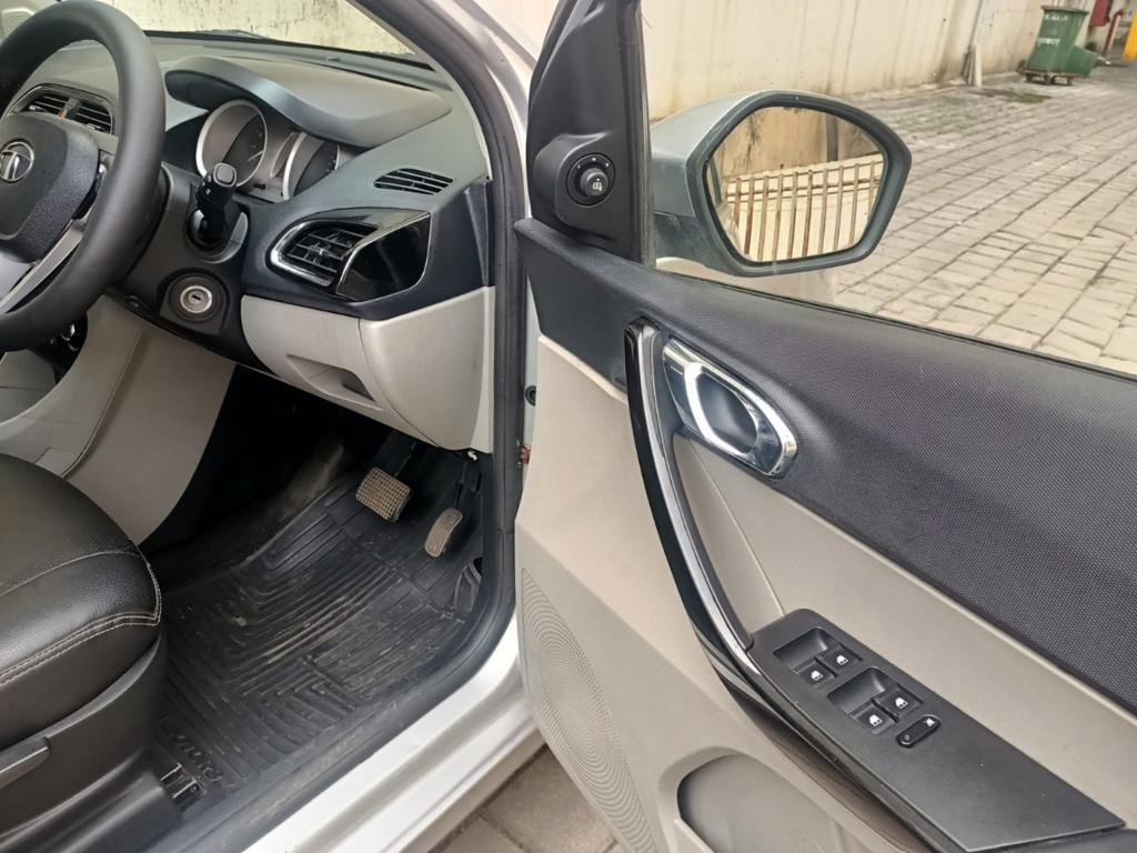 Tata Tiago Revotron XZA 2017
