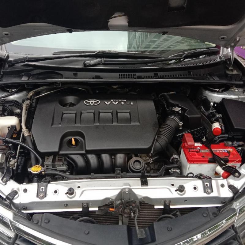 Toyota Corolla Altis 1.8 J 2015