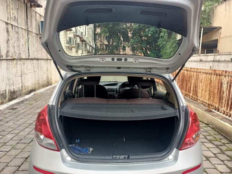 Hyundai i20 SPORTZ 1.2 BS IV 2013