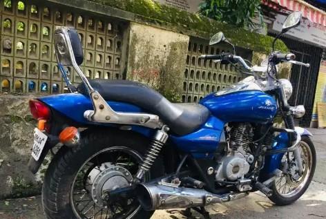 Bajaj Avenger Street 220 2015