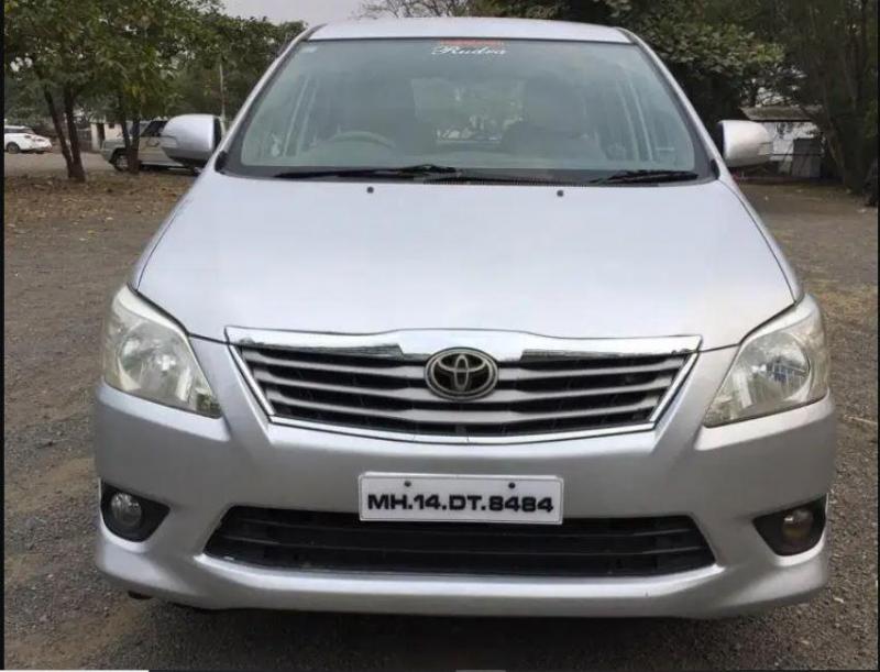 Toyota Innova 2.5 GX 7 STR BS III 2012
