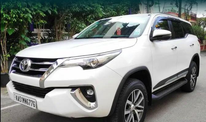 Toyota Fortuner 2.8 4x4 AT 2019
