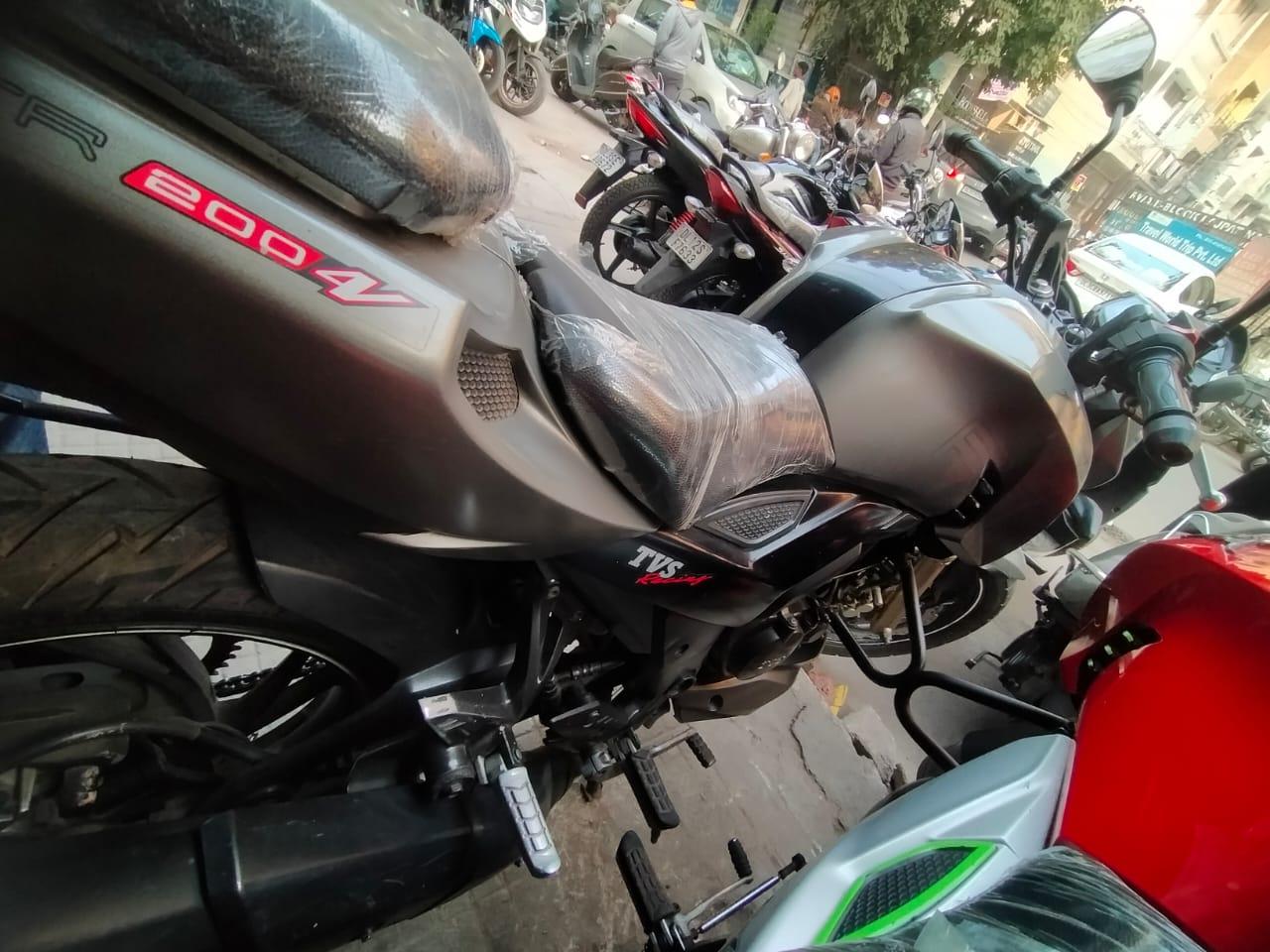 TVS Apache RTR 200 4V Carburetor 2017