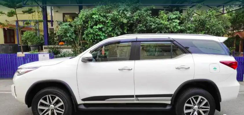 Toyota Fortuner 2.8 4x4 AT 2019
