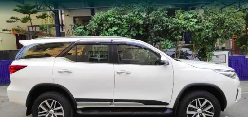 Toyota Fortuner 2.8 4x4 AT 2019