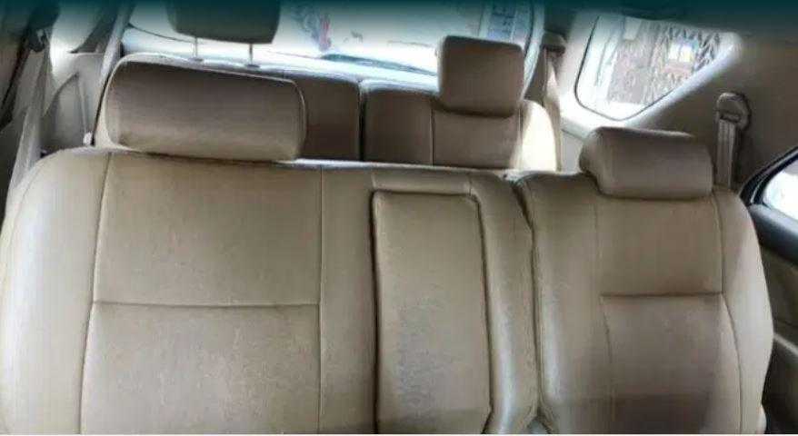 Toyota Fortuner 3.0 4X4 MT 2012