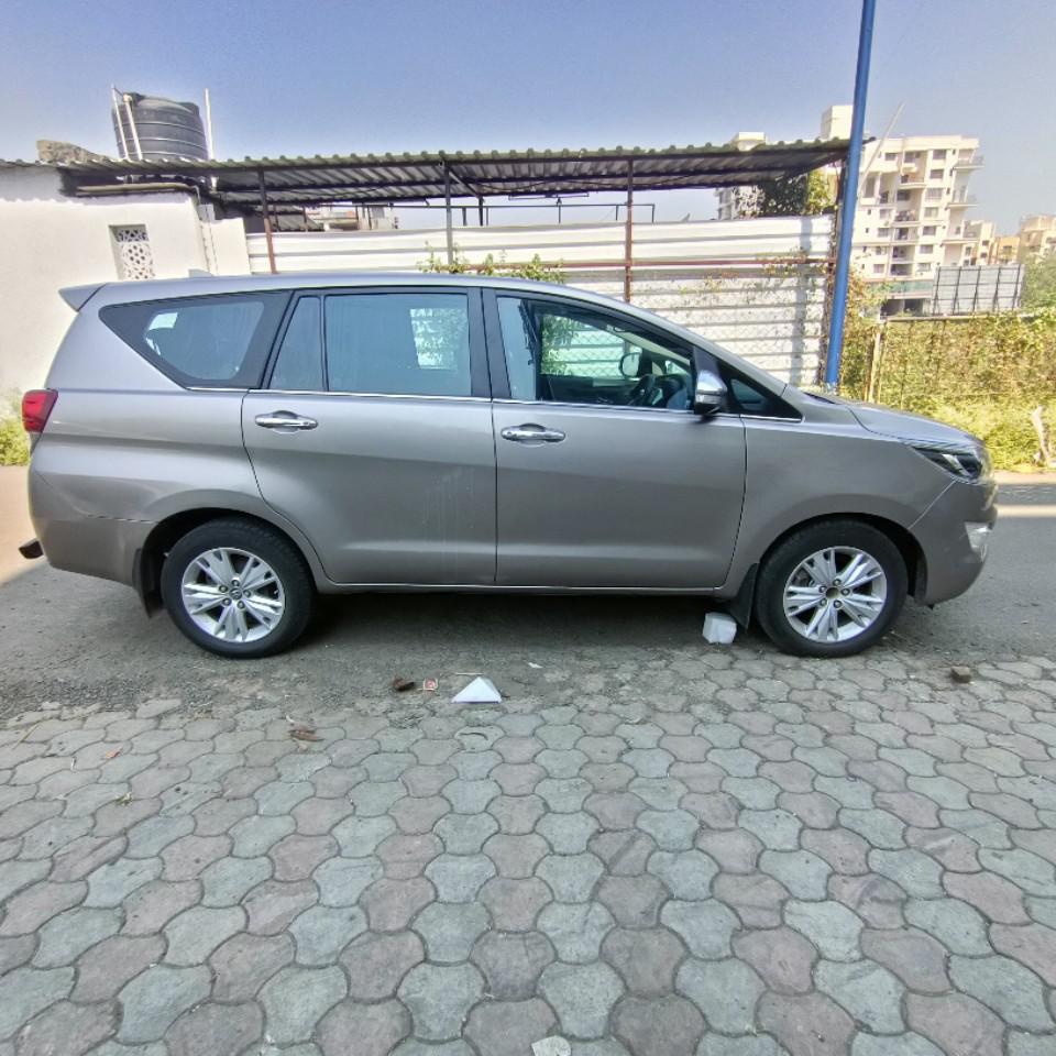 Toyota Innova Crysta 2.8 ZX AT 7 STR 2017