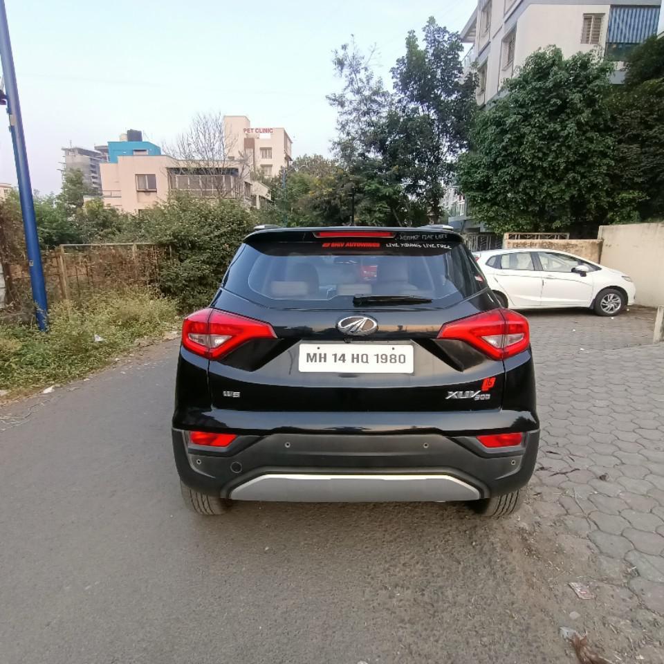 Mahindra XUV300 W8 (O) Petrol 2019