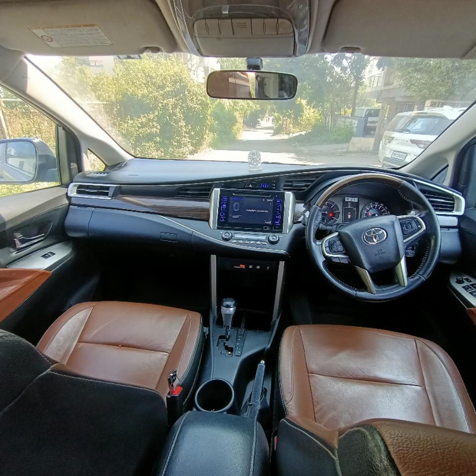 Toyota Innova Crysta 2.8 ZX AT 7 STR 2017