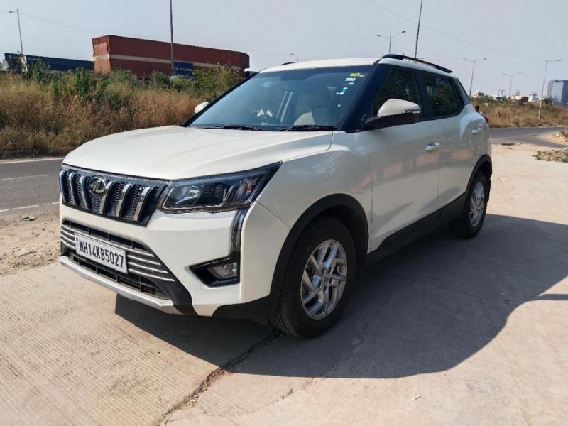 Mahindra XUV300 W8 Diesel BS6 2021