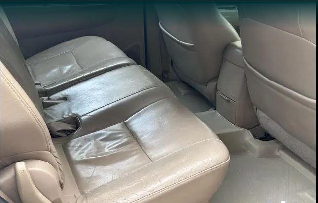 Toyota Fortuner 3.0 4X4 MT 2011