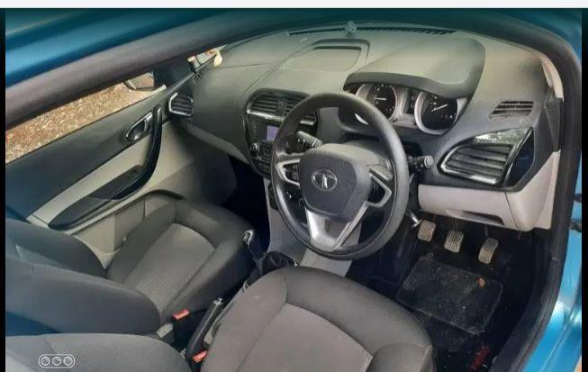 Tata Tiago Revotron XZ 2016