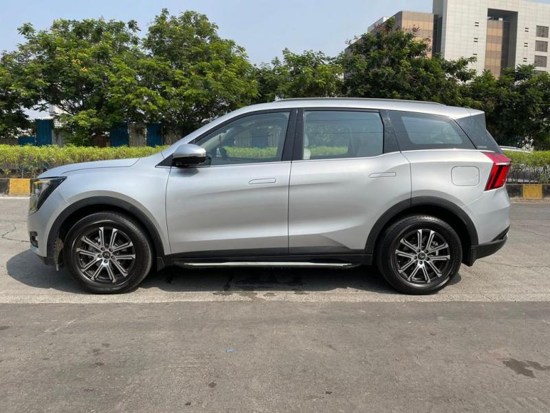 Mahindra XUV700 AX 7 Diesel MT Luxury Pack 7 STR 2022