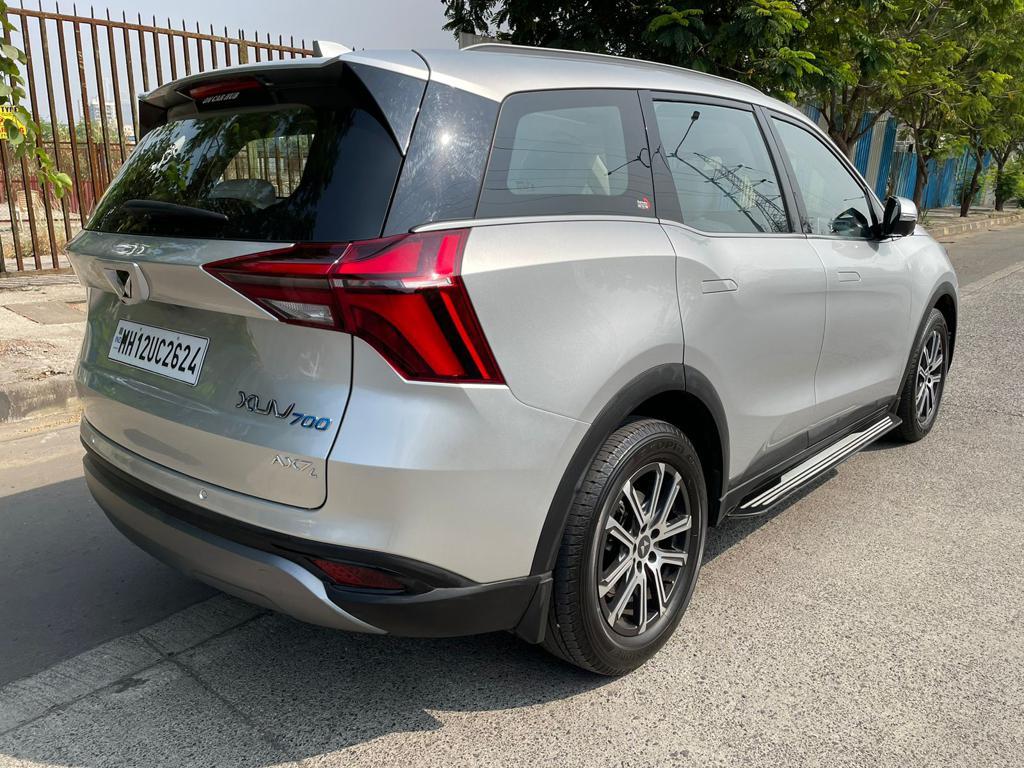 Mahindra XUV700 AX 7 Diesel MT Luxury Pack 7 STR 2022
