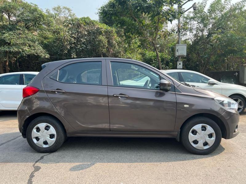 Tata Tiago Revotron XT 2018