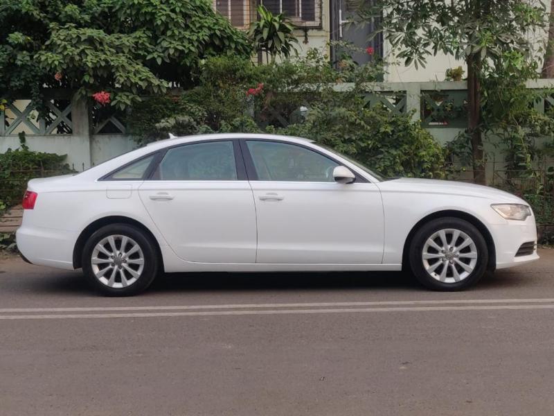 Audi A6 2.0 TDI PREMIUM 2012