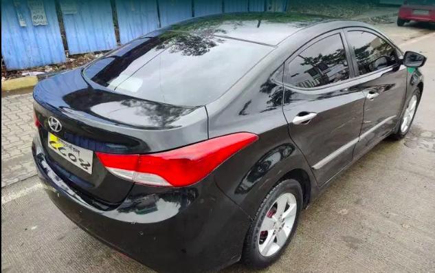Hyundai Elantra 1.6 SX MT 2013