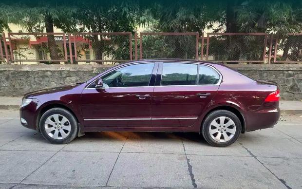 SKODA SUPERB Elegance 1.8 TSI AT 2013