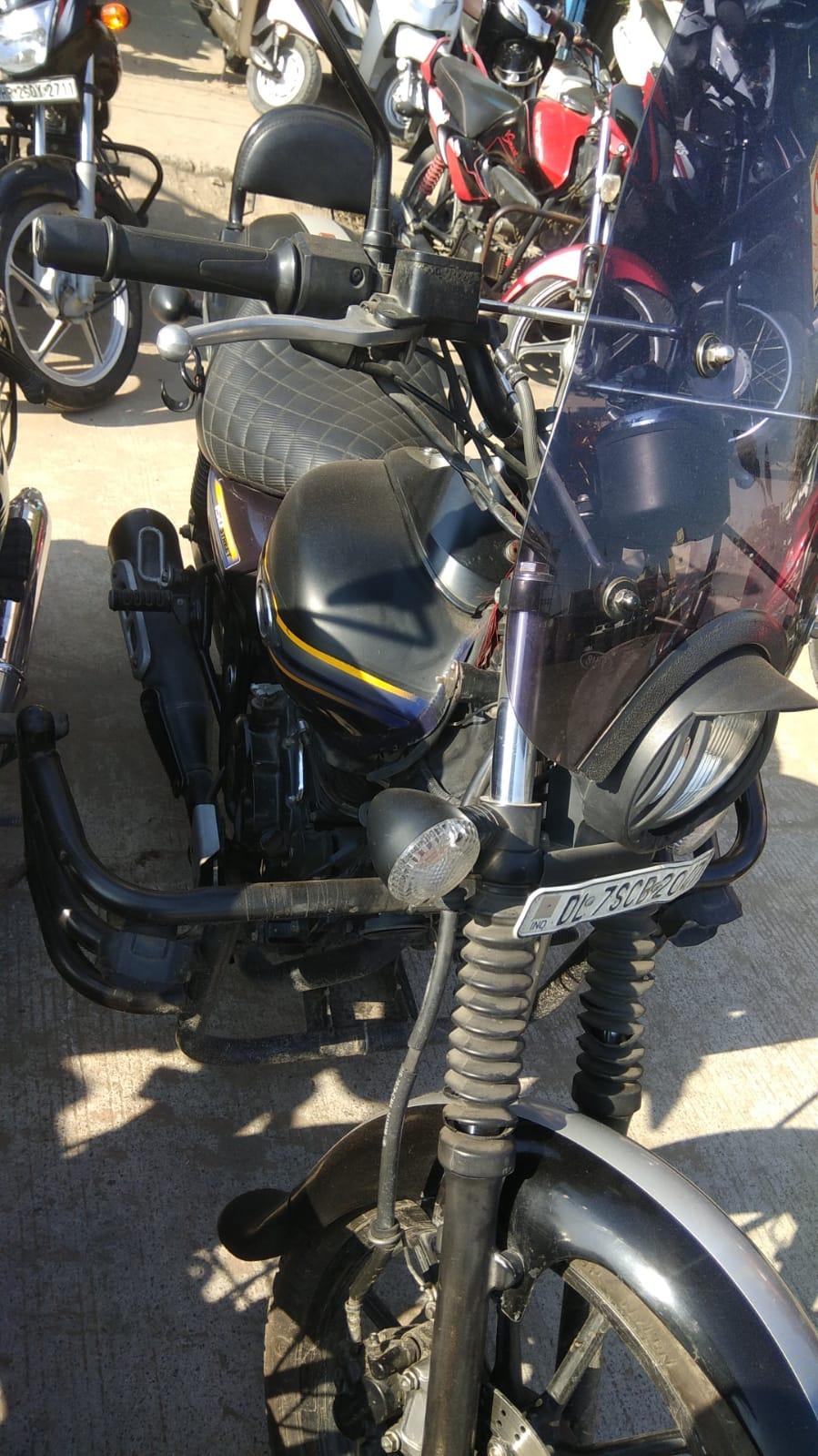 Bajaj Avenger Street 150 2016