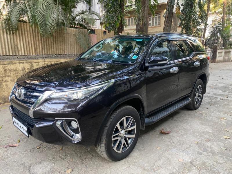 Toyota Fortuner 2.8 4x4 AT 2016