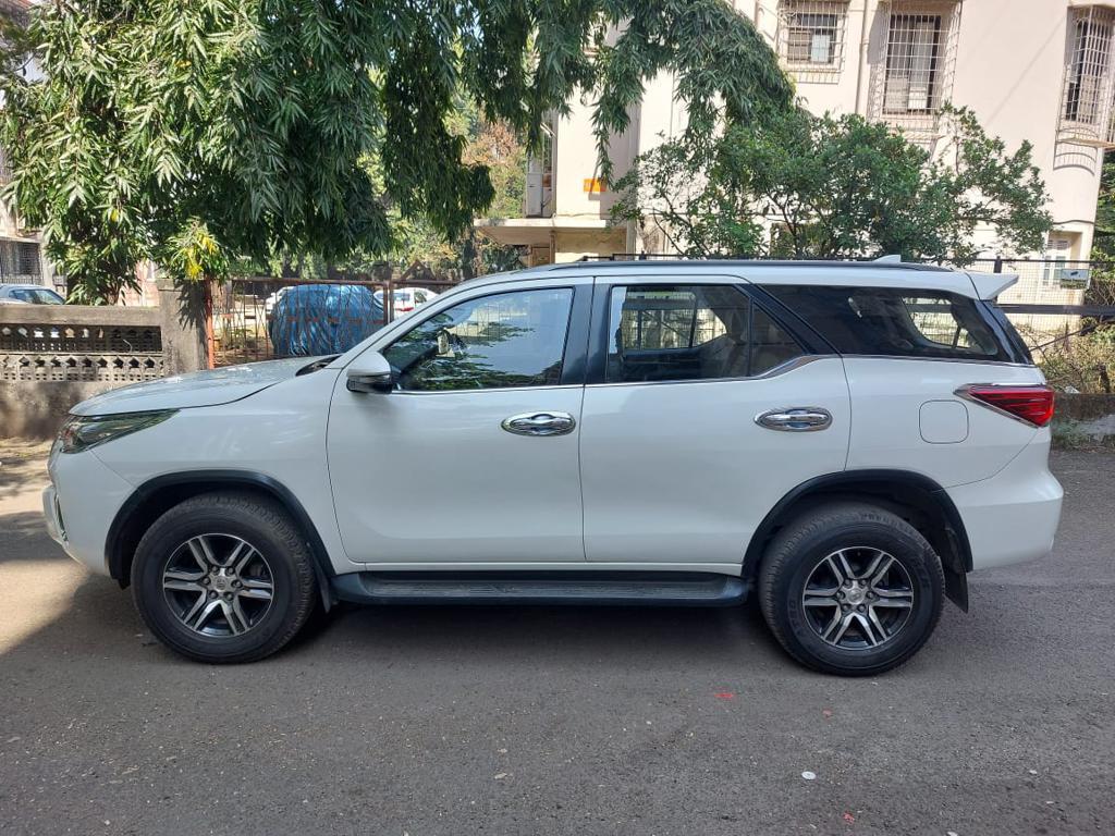 Toyota Fortuner 2.8 4x2 AT 2017