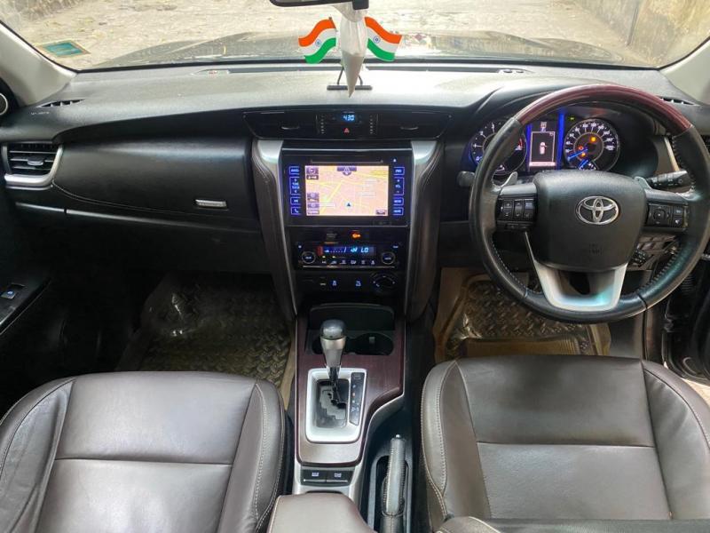 Toyota Fortuner 2.8 4x4 AT 2016