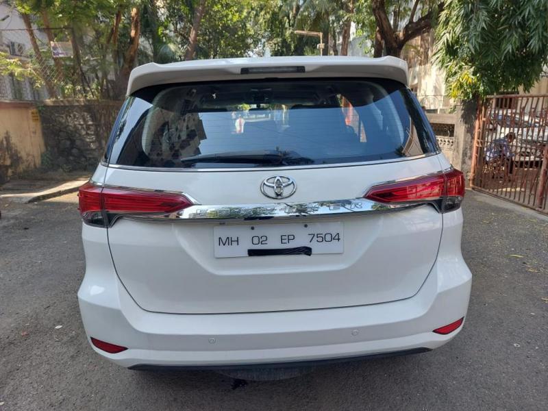 Toyota Fortuner 2.8 4x2 AT 2017