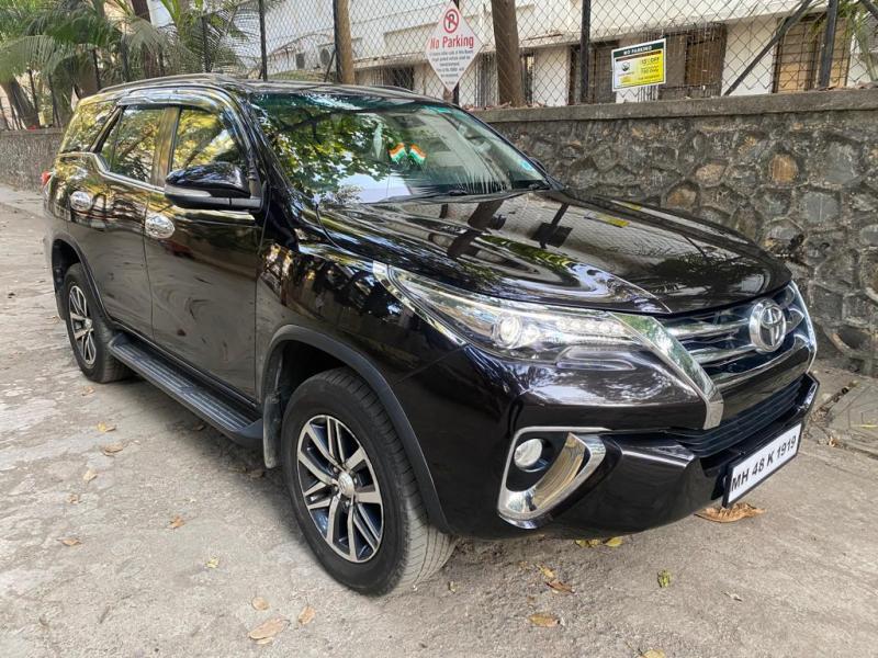 Toyota Fortuner 2.8 4x4 AT 2016