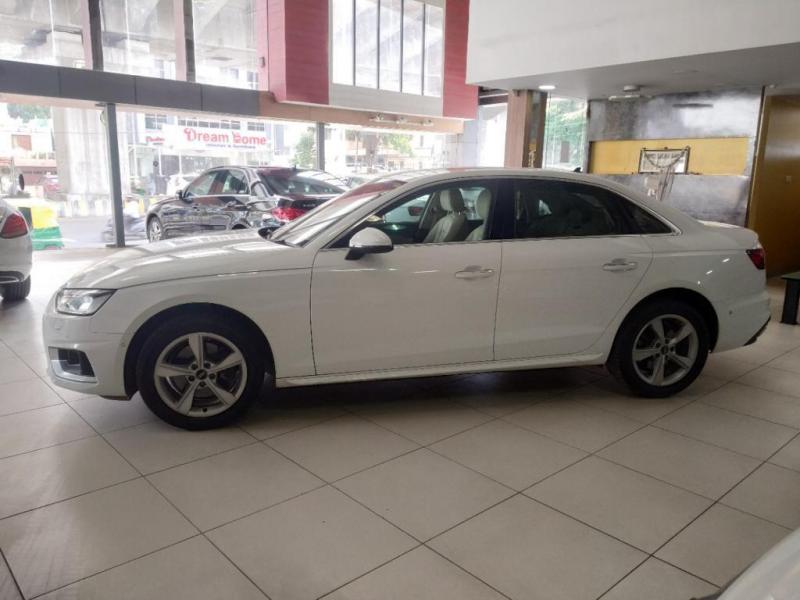 Audi A4 40 TFSI Technology 2021