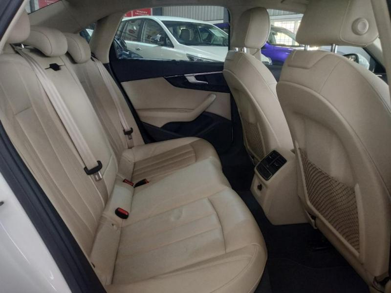 Audi A4 40 TFSI Technology 2021