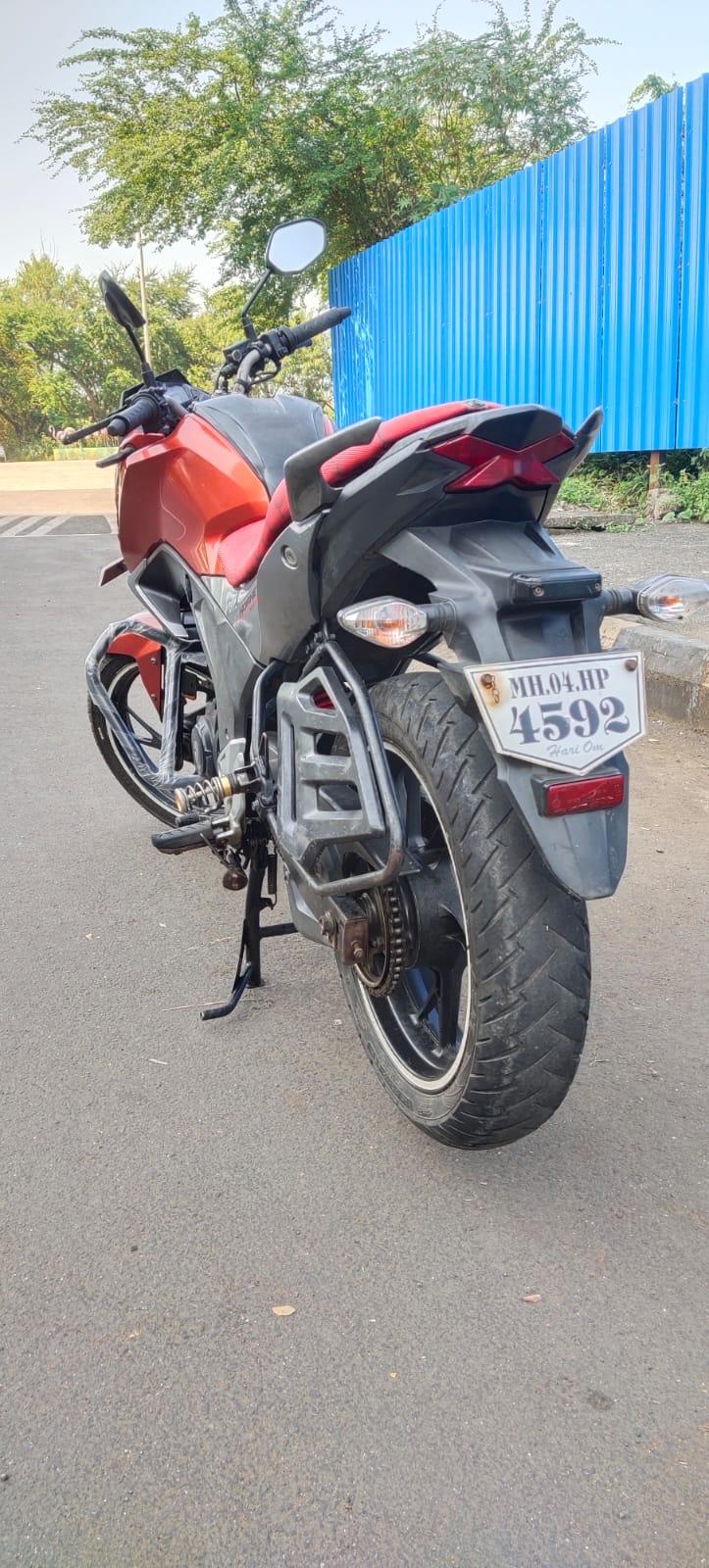 Honda CB Hornet 160R STD 2016