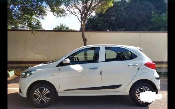 Tata Tiago Revotron XZA 2020