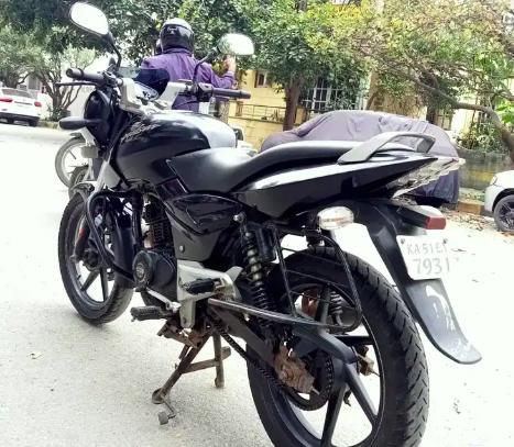 Bajaj Pulsar 150cc 2011