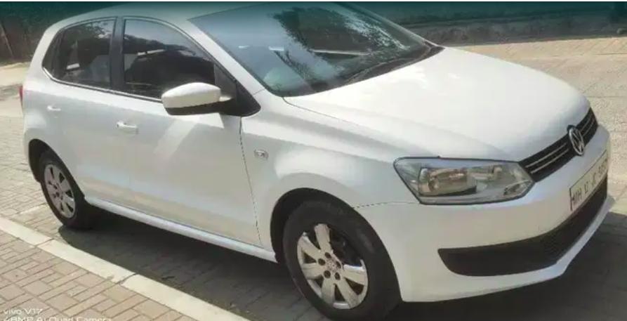 Volkswagen polo Trendline 1.2L (D) 2012