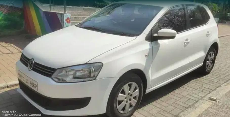 Volkswagen polo Trendline 1.2L (D) 2012