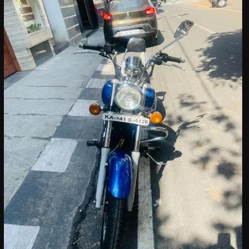 Bajaj Avenger 220cc 2011