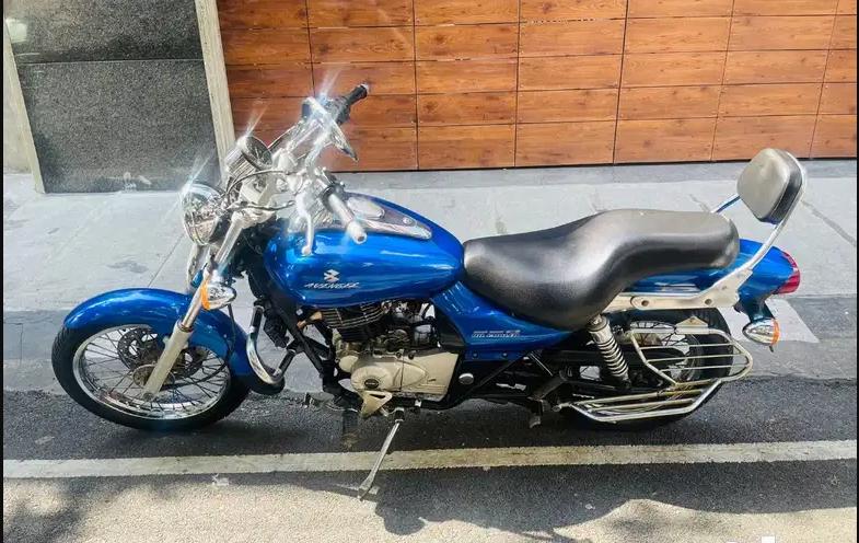 Bajaj Avenger 220cc 2011