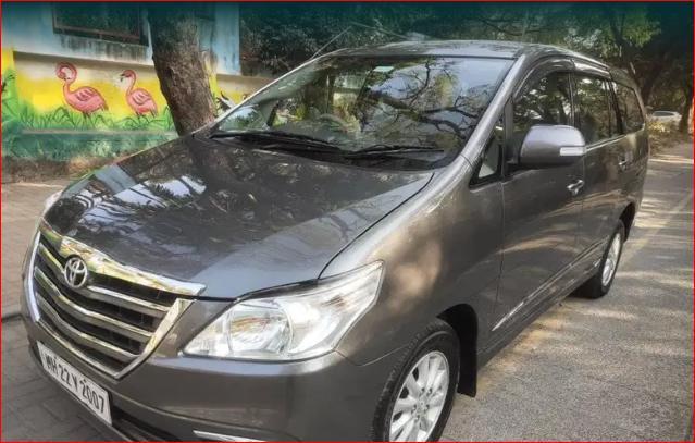 Toyota Innova 2.5 V 7 STR 2014